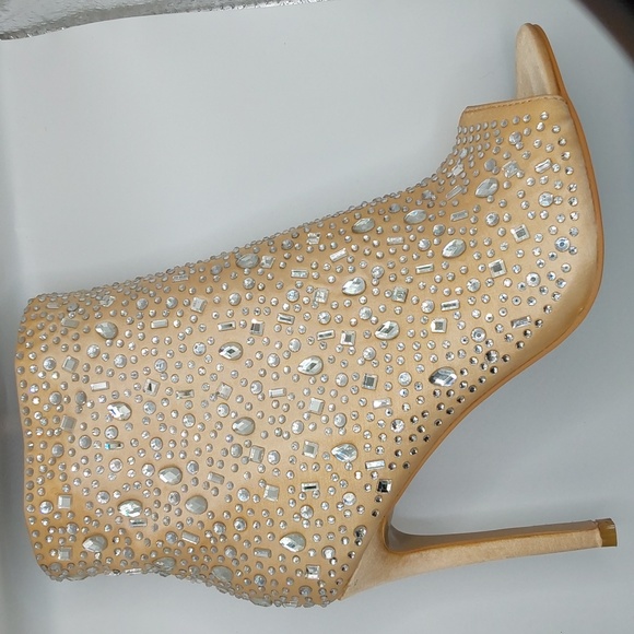 Akira Bling Ankle Bootie 🔥🔥🔥 - Picture 3 of 5